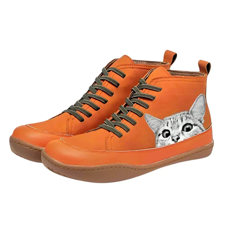 ISLA | CAT-INSPIRED BOOTS