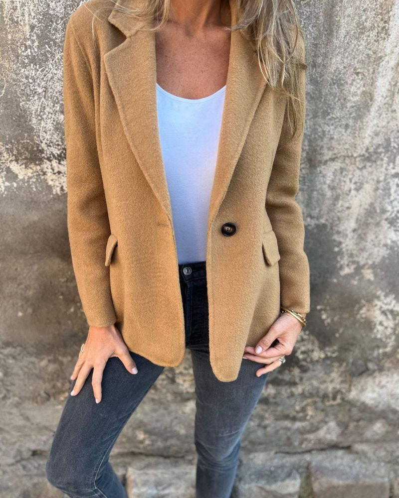 Gabriel Vancouver | Graceful Classic Blazer
