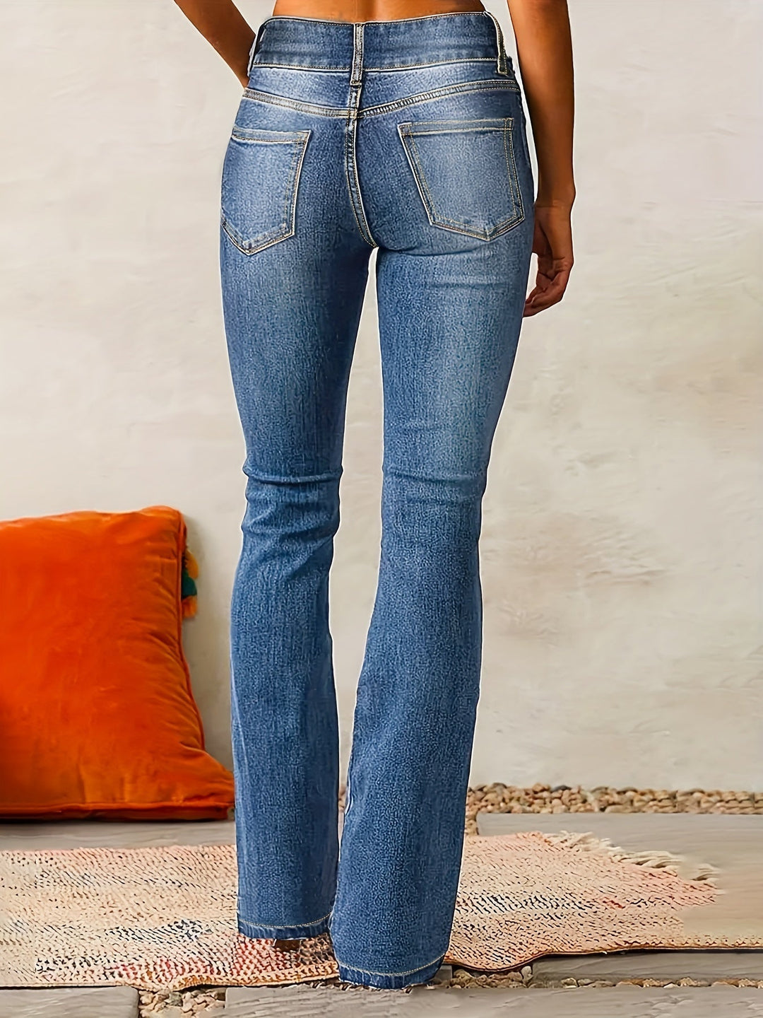EMILIA | HIGH-WAIST FLARED JEANS
