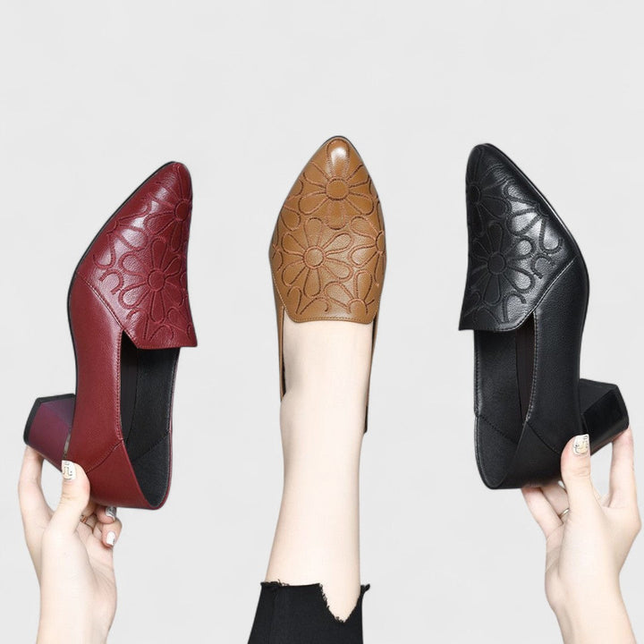 OLENE | EMBROIDERED PUMPS