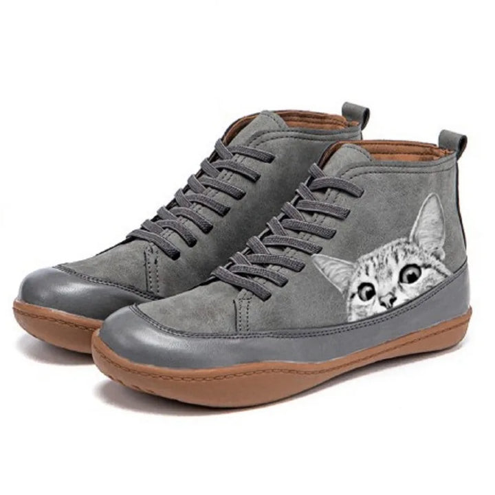 ISLA | CAT-INSPIRED BOOTS