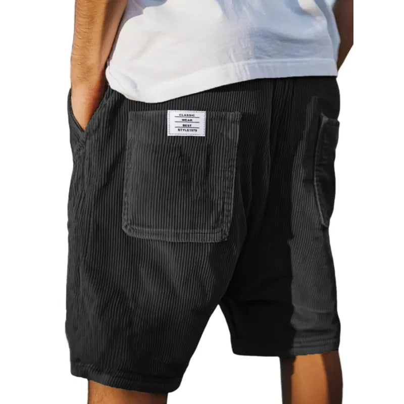 Alverton | Chic Velvet Shorts