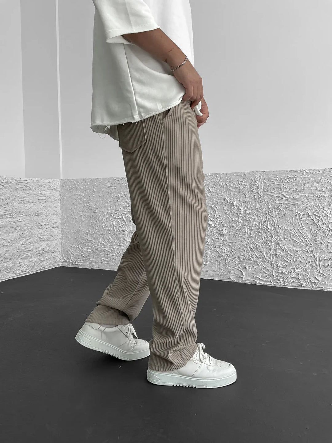 Elegant Tailored Trousers