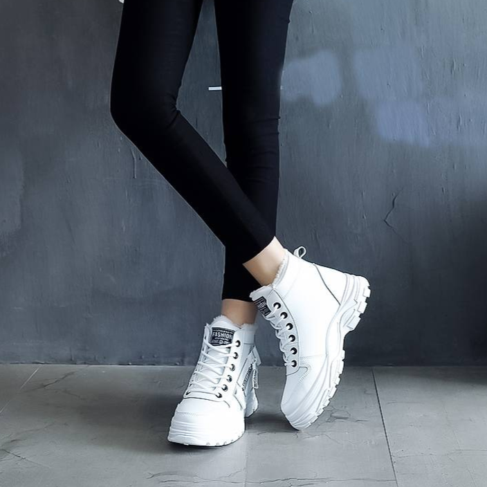 LIVIANA | BOOTS