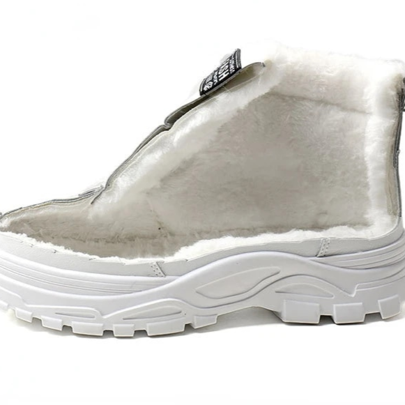 LIVIANA | BOOTS