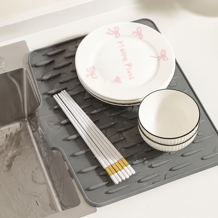 HEAT-RESISTANT SILICONE DRYING MAT