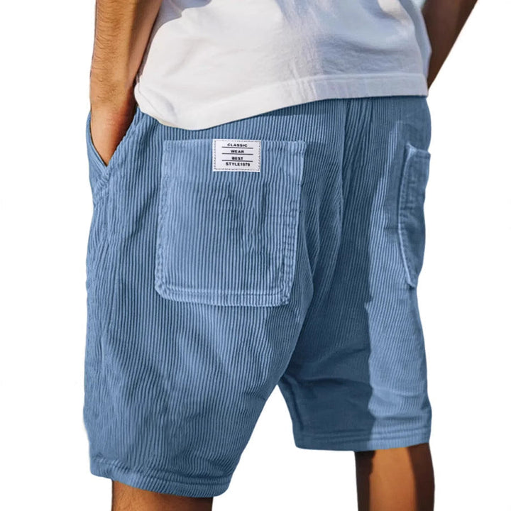 Alverton | Chic Velvet Shorts