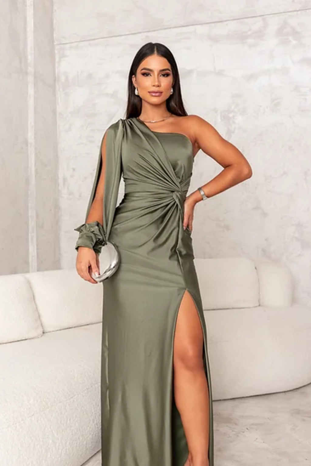 Alia Chic Flowing Maxi Dress