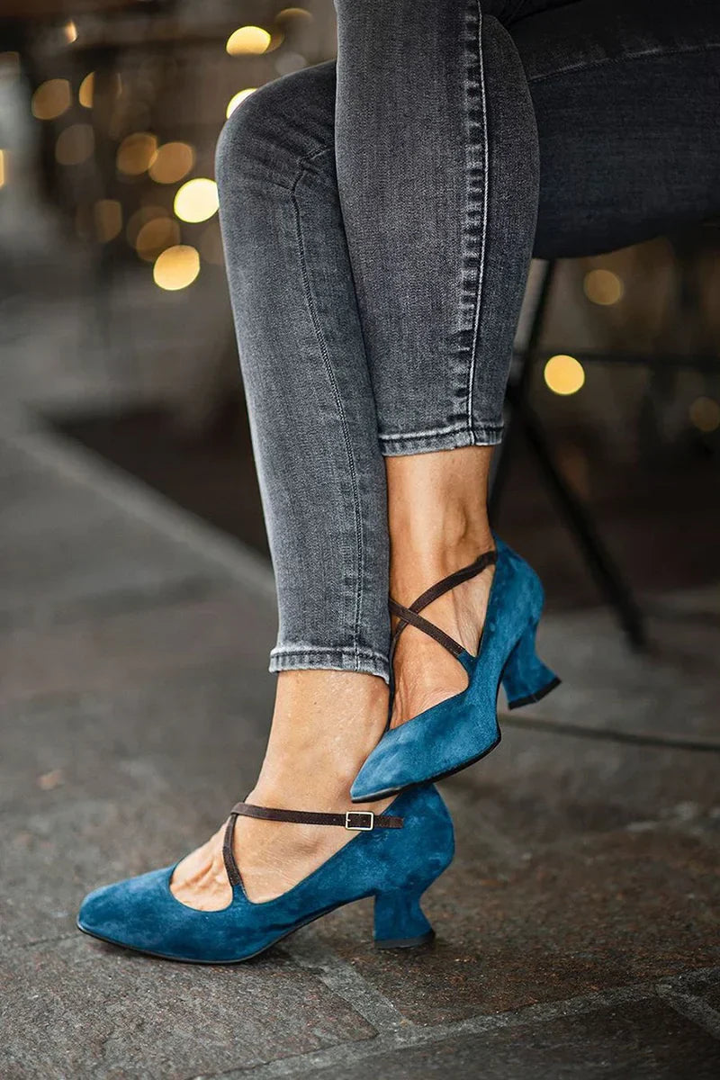 AMARA | ELEGANT STRAP MID-HEELS