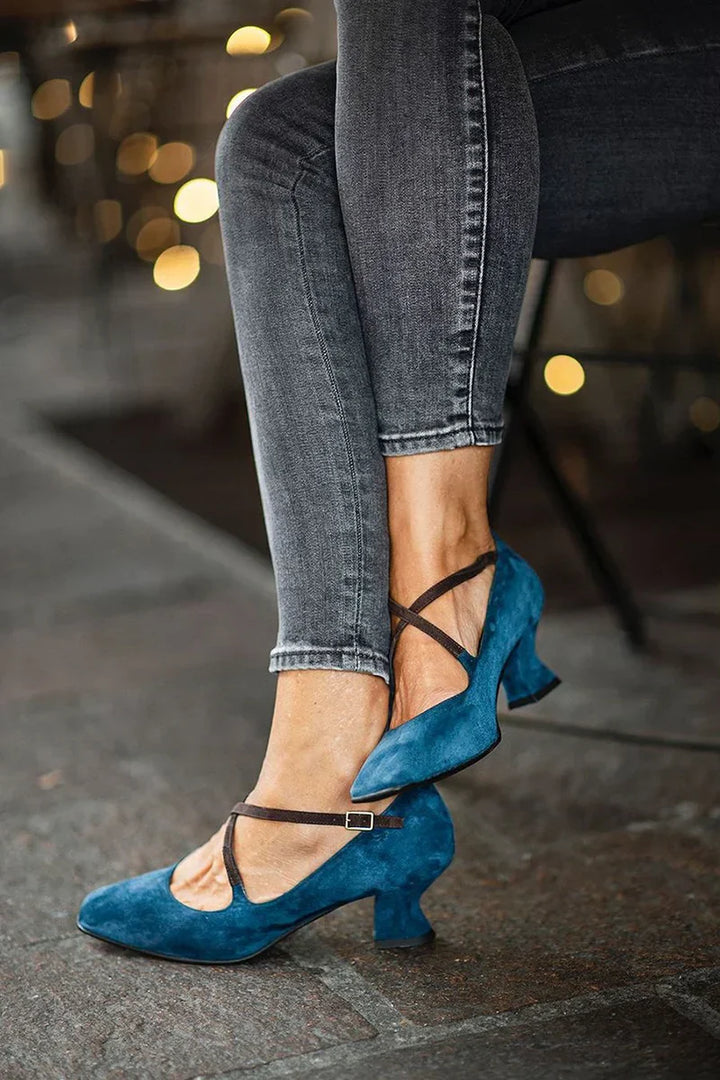 AMARA | ELEGANT STRAP MID-HEELS